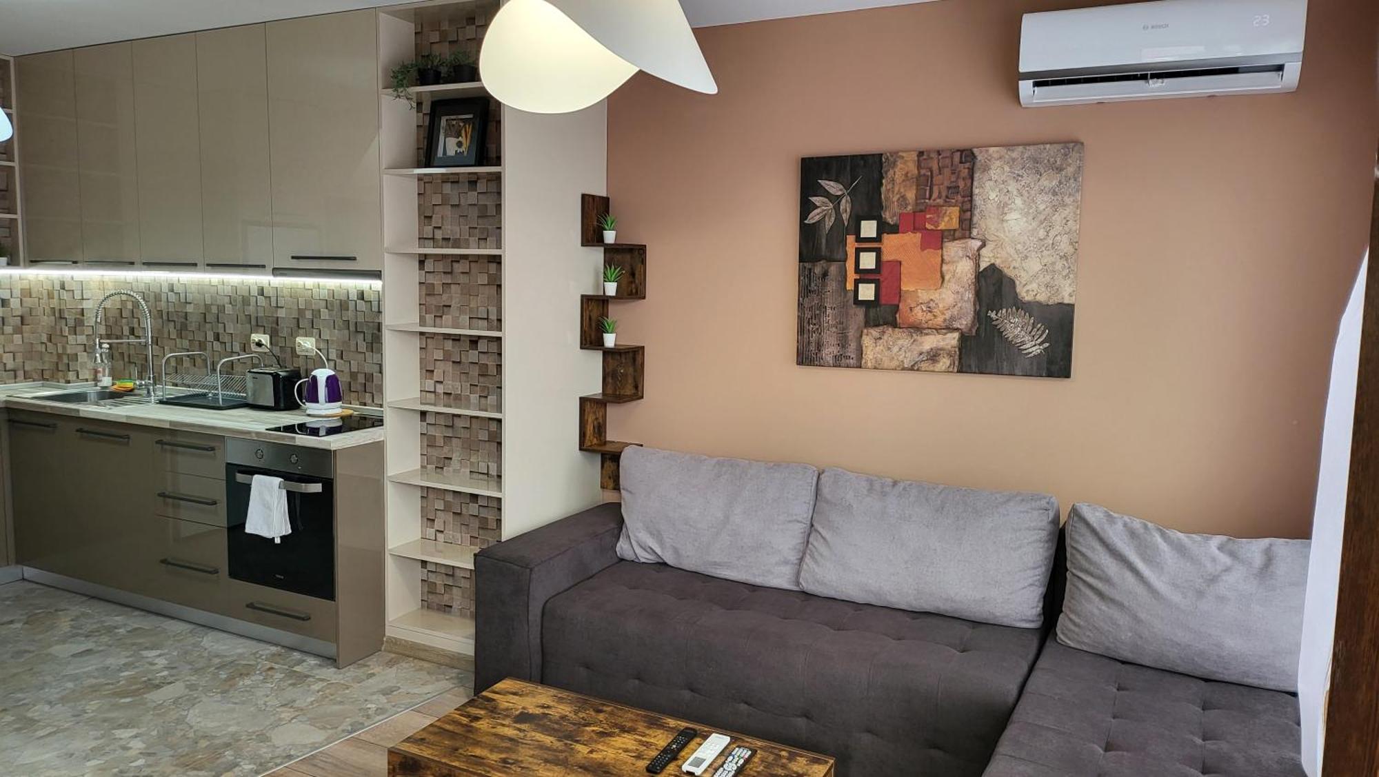 Stylish Apartment Near City Center プロヴディフ エクステリア 写真